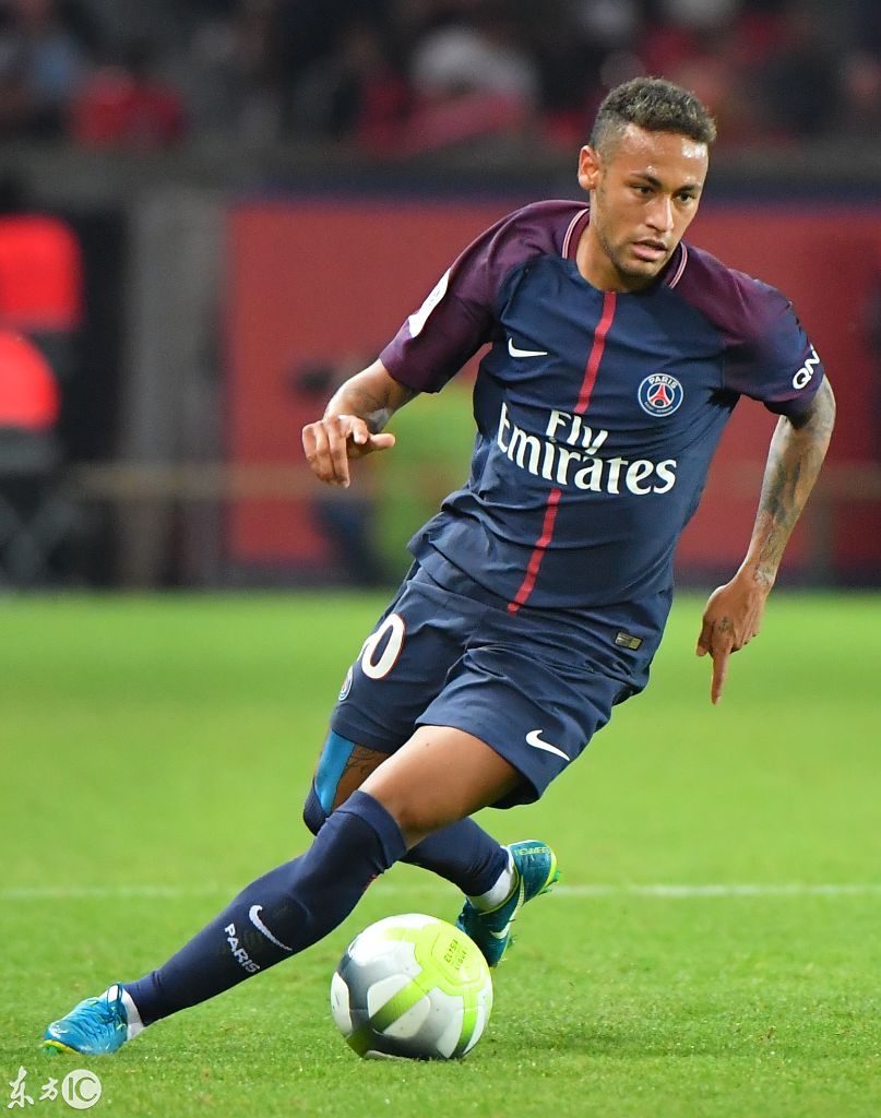 半场战报：博洛尼亚0-0布兰，里科吉安尼斯染红（上半场战况：博洛尼亚0-0布兰，里科吉安尼斯被红牌罚下）